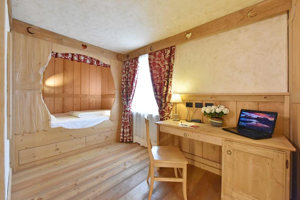 Hotel Miravidi A Cervinia Breuil-Cervinia Bagian luar foto