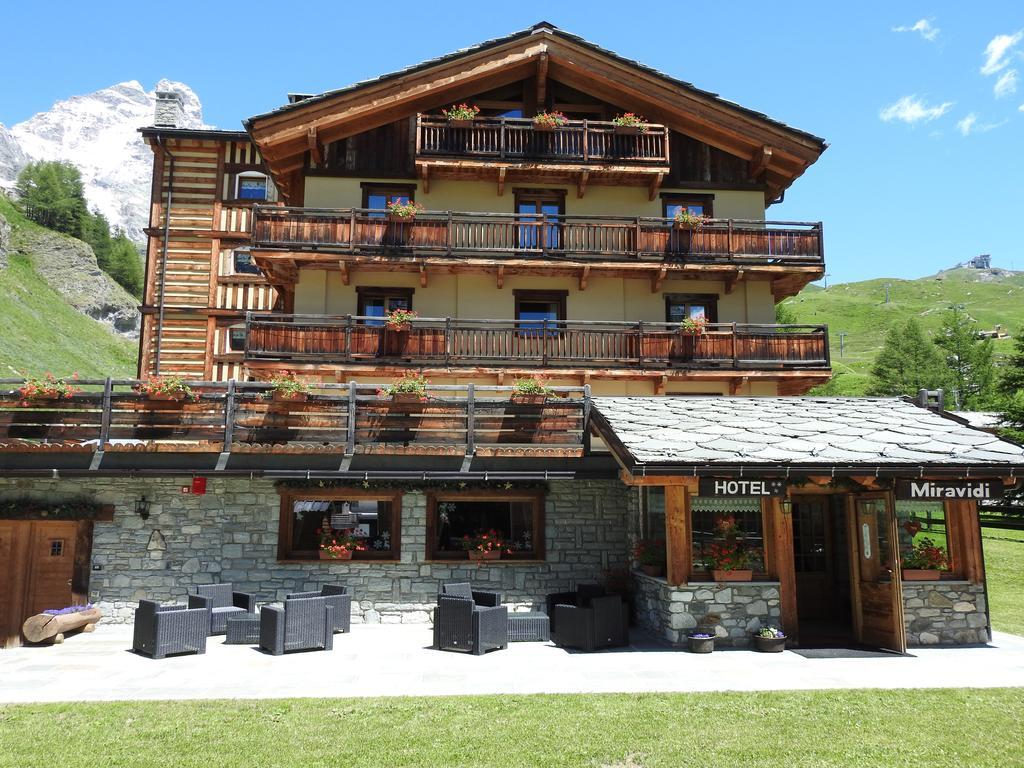 Hotel Miravidi A Cervinia Breuil-Cervinia Bagian luar foto
