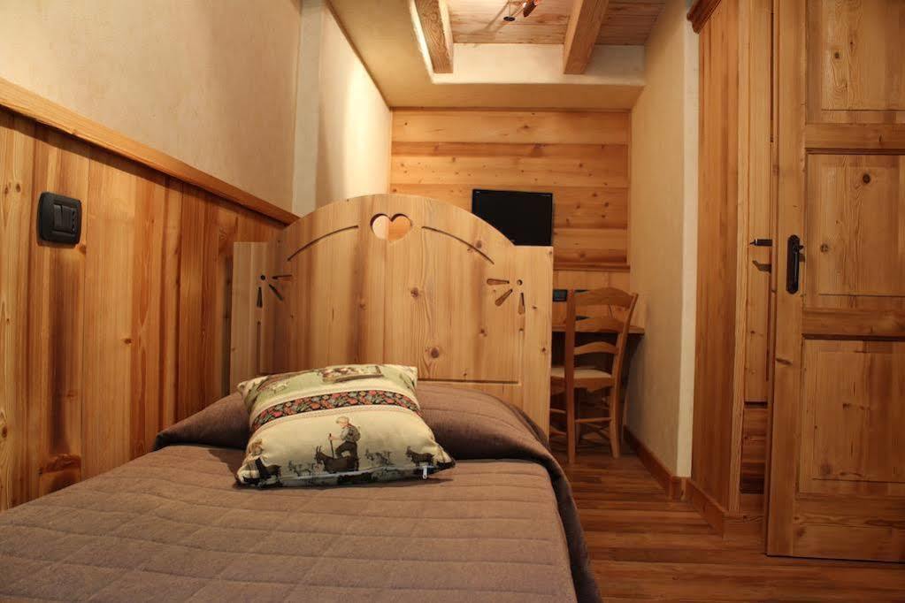 Hotel Miravidi A Cervinia Breuil-Cervinia Bagian luar foto