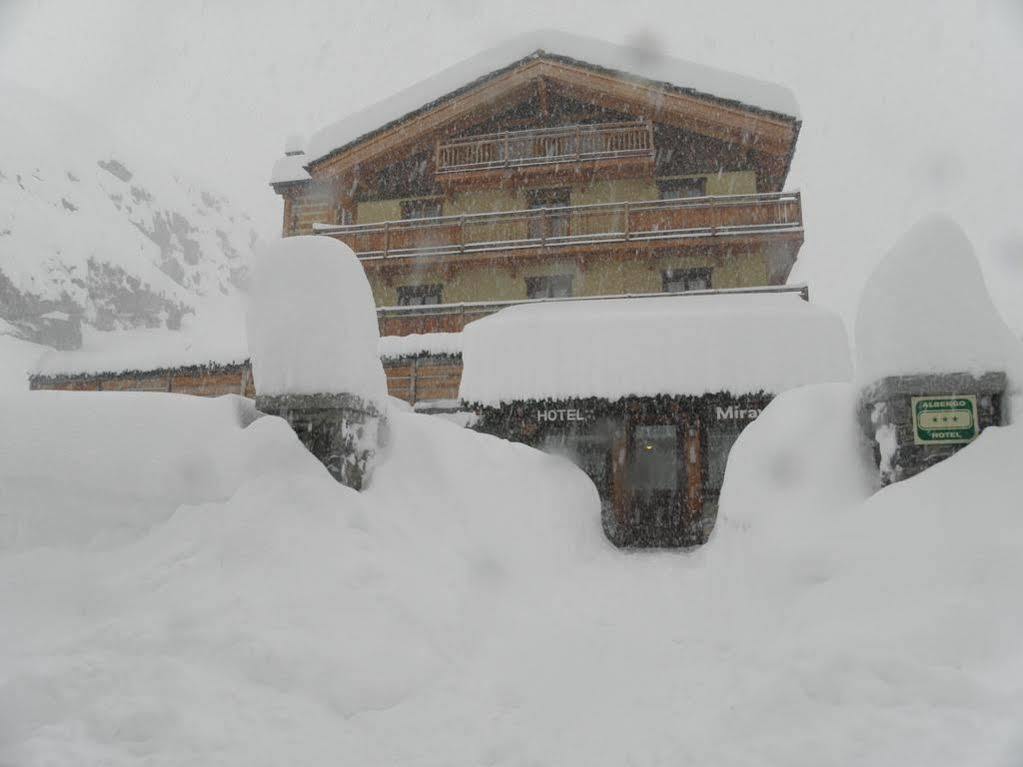 Hotel Miravidi A Cervinia Breuil-Cervinia Bagian luar foto